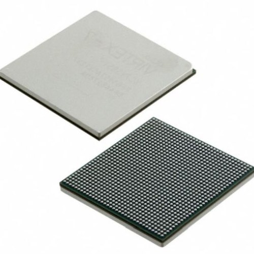 XC7V585T-1FFG1157C